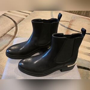 Kenneth Cole New York Black Leather Ankle Boots with Metallic Accent, 8.5/39.5